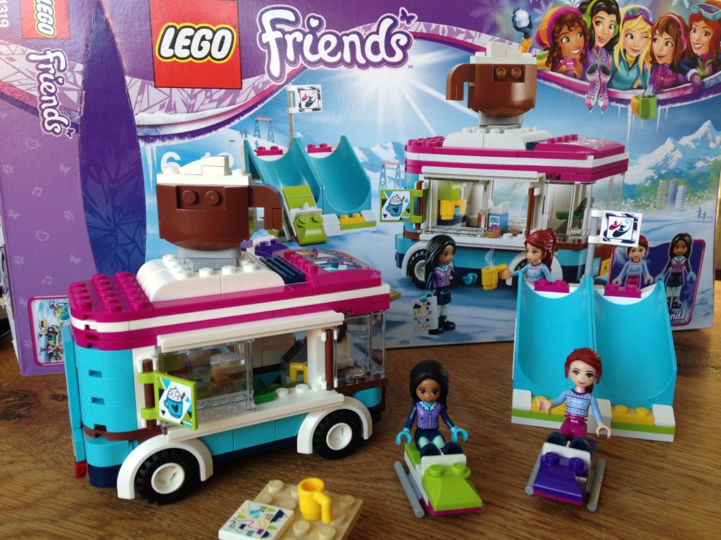 LEGO Friends Wintersport koek- en zopiewagen